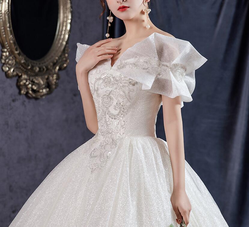 Light wedding dress 2022 New bride champagne super fairy Dream sen temperament a simple shoulder