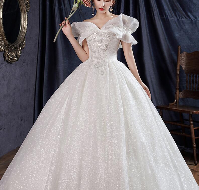 Light wedding dress 2022 New bride champagne super fairy Dream sen temperament a simple shoulder