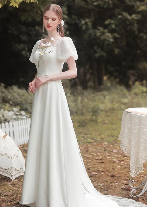 French Light Wedding Dress 2022 New satin simple license registration white little dress