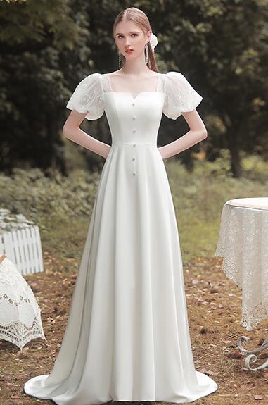 French Light Wedding Dress 2022 New satin simple license registration white little dress