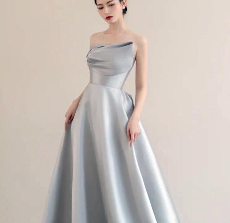 Satin evening dress 2022 new model runway show high-end strapless banquet host grey long dress woman