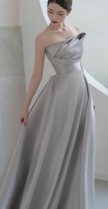 Satin evening dress 2022 new model runway show high-end strapless banquet host grey long dress woman