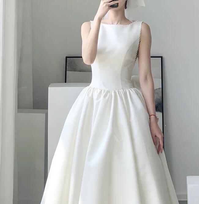 Simple satin light wedding dress 2022 new ladies banquet party graduation trip shoot white slimming temperament evening dress