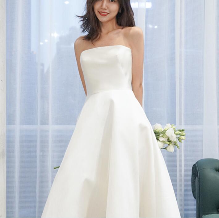 Simple 2022 spring Korean version of the new high waist strapless fantasy princess outdoor shooting wedding dress