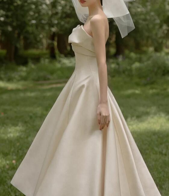 French satin wedding dress 2022 new spring sen department light wedding dress out gauze photo dress women