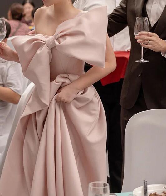 Pink evening gown 2021 new elegant temperament socialite birthday host engagement light wedding dress bride toasting dress