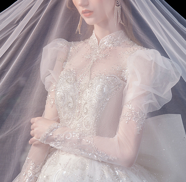 Wedding dress 2022 New spring bride palace style long sleeve French bubble sleeve heavy industry fairy wedding dress