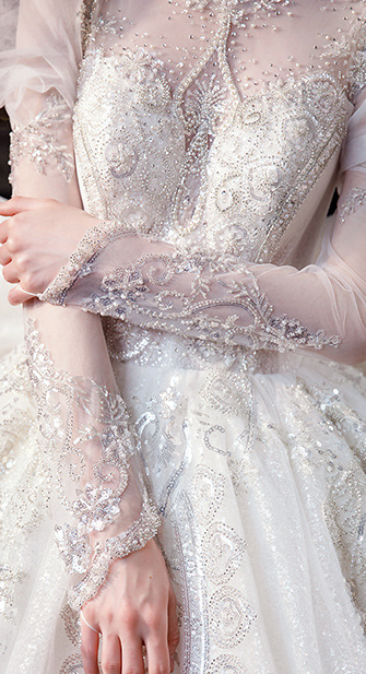 Wedding dress 2022 New spring bride palace style long sleeve French bubble sleeve heavy industry fairy wedding dress