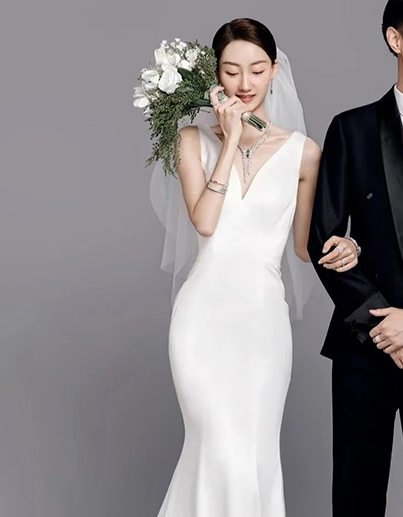 wedding dress bridal veil eveing dress satin dress V-neck satin Light wedding dress 2022 New bride quality Sen Super fairy out gauze French dream dress slimming