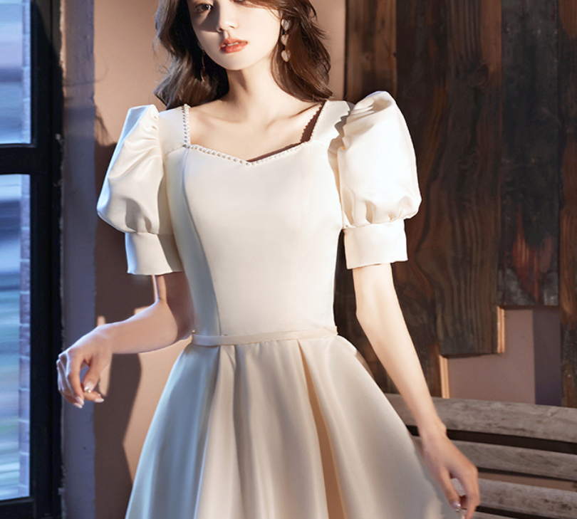 Evening dress winter new champagne princess temperament socialite banquet dress usually can wear a skirt