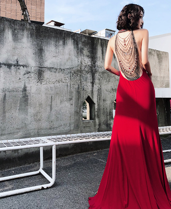 2022 European and American Internet star Douyin sexy backless fishtail bride toasting dress dinner evening dress red