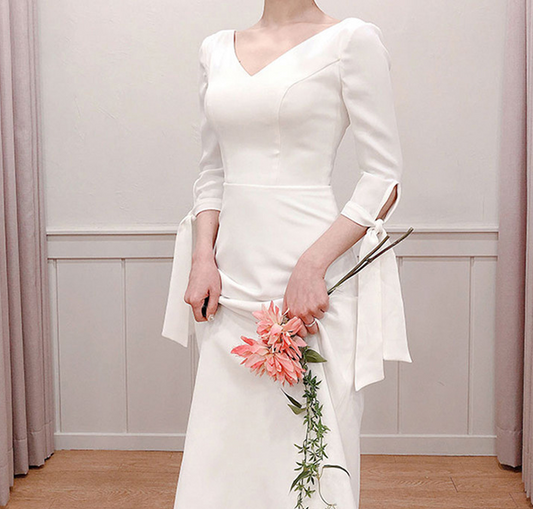 Satin light wedding dress 2021 new deep V collar temperament bride sen is simple Hepburn together to go out gauze summer