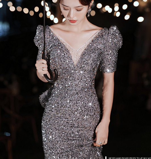 European evening dress 2022 new dignified temperament lady banquet fish tail annual party short sleeve sequins deep V-neck dress