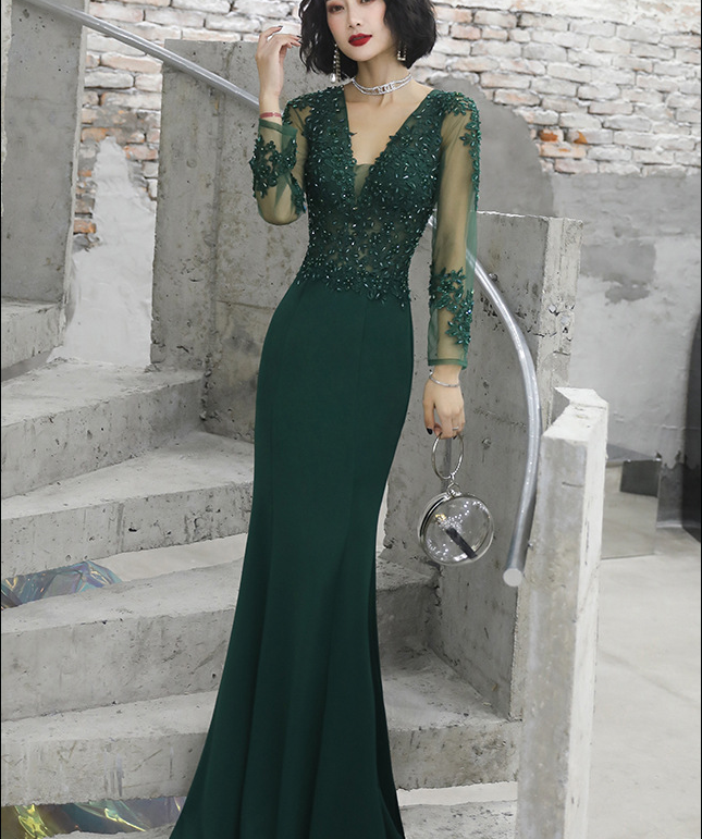 Lace Banquet evening dress Female dark green fishtail long sleeve Queen dress