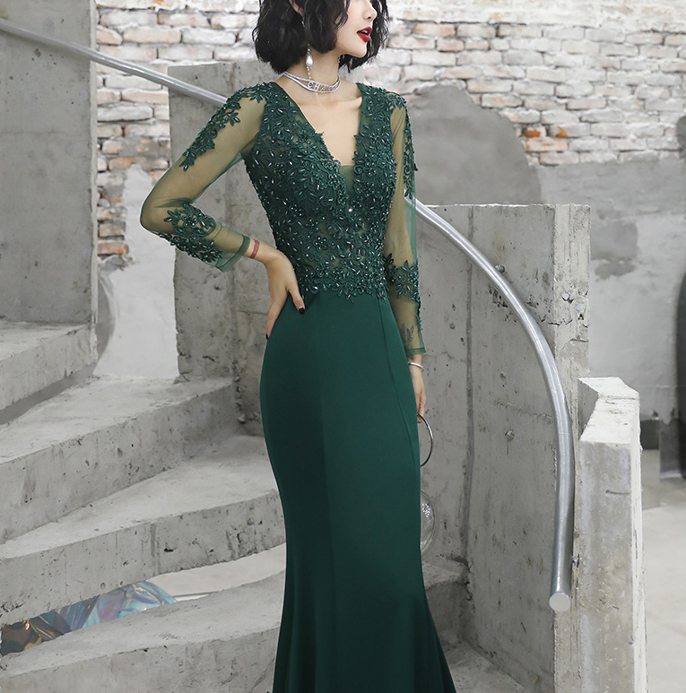 Lace Banquet evening dress Female dark green fishtail long sleeve Queen dress