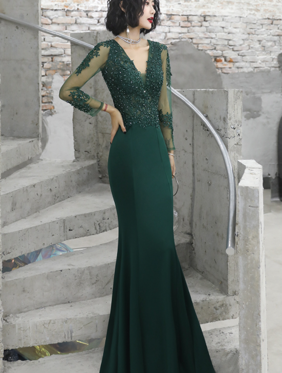 Lace Banquet evening dress Female dark green fishtail long sleeve Queen dress