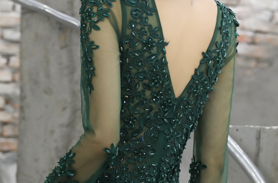 Lace Banquet evening dress Female dark green fishtail long sleeve Queen dress