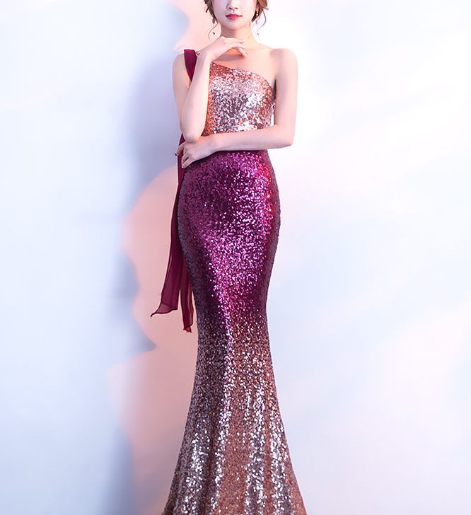 Fishtail evening dress female 2022 new banquet sequins fishtail dress sexy long celebrity host annual dress