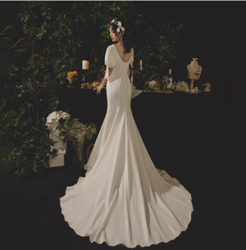 Fishtail wedding dress Light wedding Dress French bubble sleeve fish tail light wedding dress simple tour shoot license registration sen super fairy fish tail wedding dress