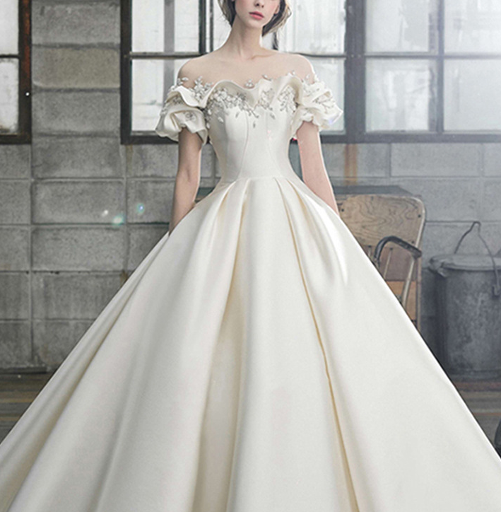 One word shoulder satin master wedding dress 2022 New bride premium tail French light simple retro small