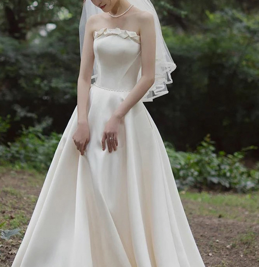 Strapless satin light wedding dress 2022 Bride's new high-quality texture out of gauze French simple welcome wedding dress