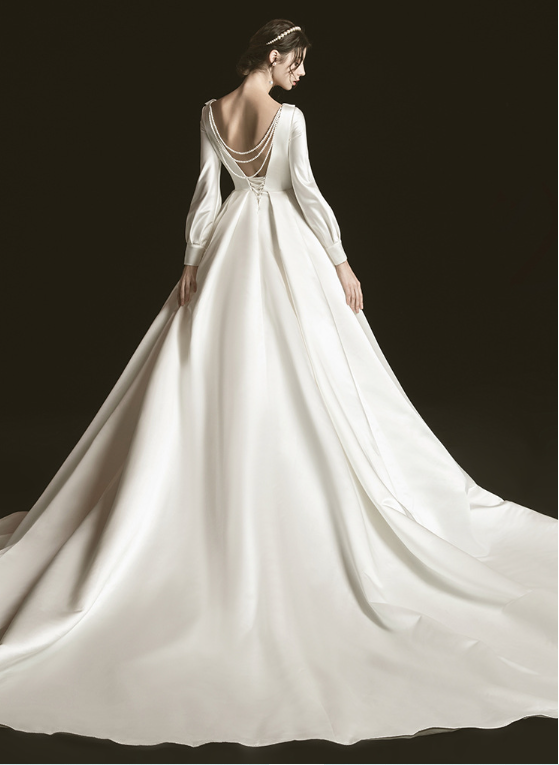 Wedding Dress evening dress  bridal temperament vintage trailing satin wedding dress