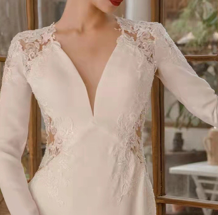 New summer satin satin lace long sleeve V-neck Fishtail Sen trade light wedding dress