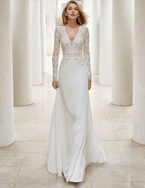 V neck Slim-fitting fishtail wedding dress Luxury lace large tail wedding dress high waist