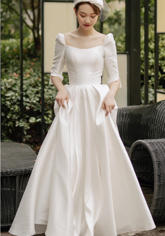 Satin wedding dress French light long sleeves simple 2022 new bride super fairy slim dress out wedding dress