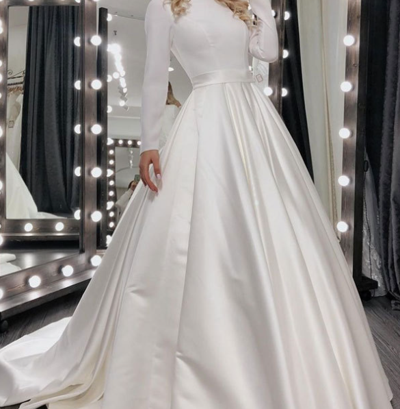 Muslim long sleeves simple round collar elegant wedding dress