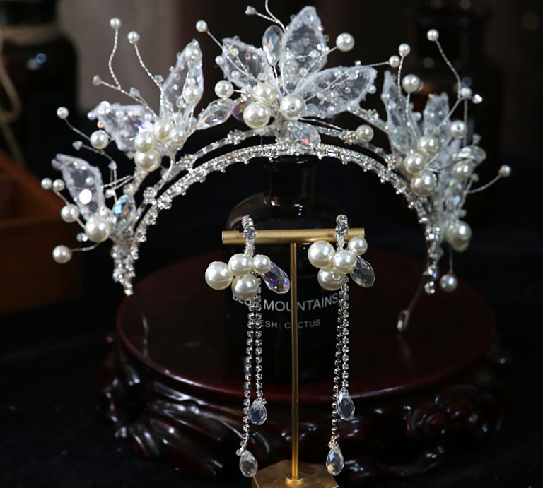 Crown Handmade crystal beaded luxury atmospheric crown tiara wedding banquet dress accessories