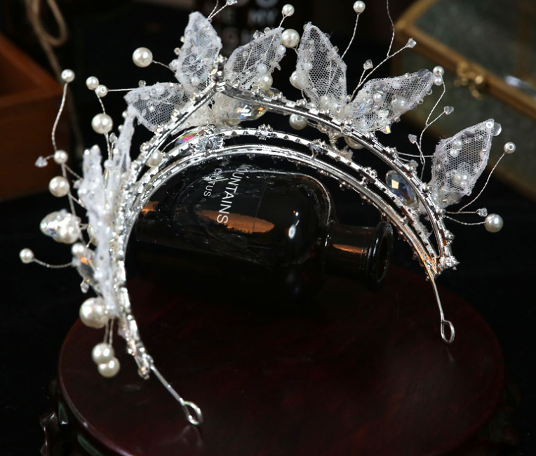 Crown Handmade crystal beaded luxury atmospheric crown tiara wedding banquet dress accessories