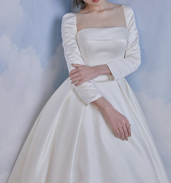 2022 New spring satin long sleeves slimming light wedding dress simple wedding dress