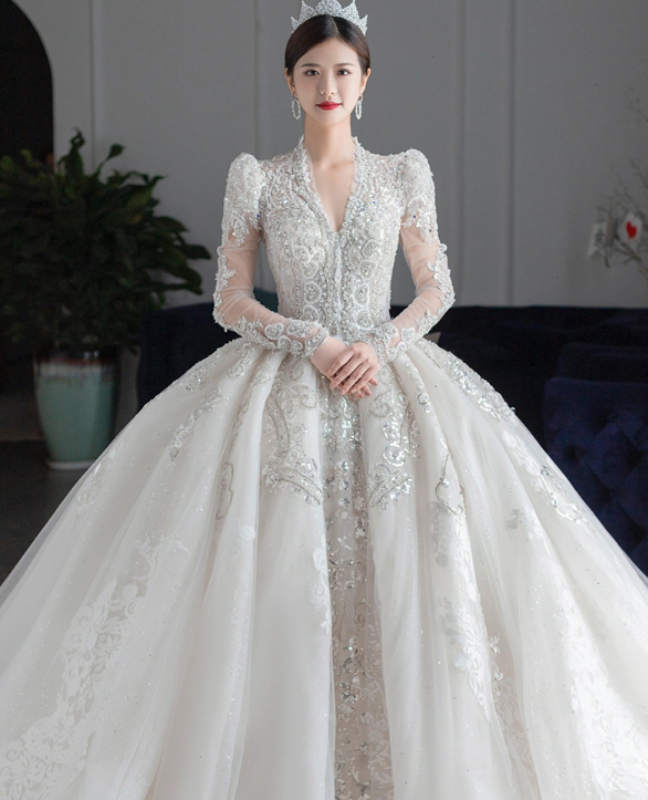 Wedding dress princess dress bubble sleeve long sleeve lace dress new bride wedding dress palace style high sense of big tail