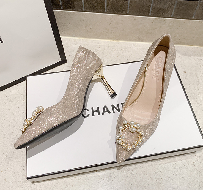 Silver bridesmaids can usually wear crystal pointed wedding shoes with high heels