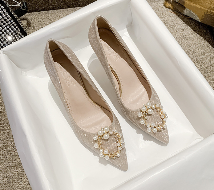 Silver bridesmaids can usually wear crystal pointed wedding shoes with high heels